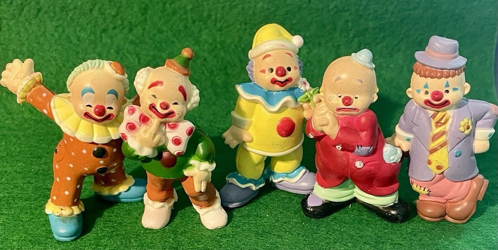 Vintage Clown Lot Of 5 Mini Resin Clown Figurines