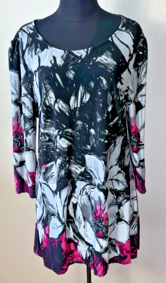 Womens Size L Black White Pink Floral Tunic Top 3/4 Sleeve Stretch Made in USA