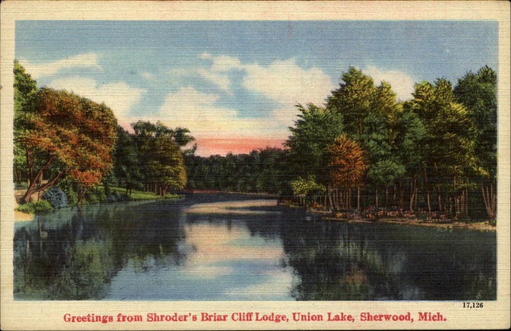 Greetings from Shroder's Briar Cliff Lodge~Union Lake~Sherwood Michigan MI~1930s
