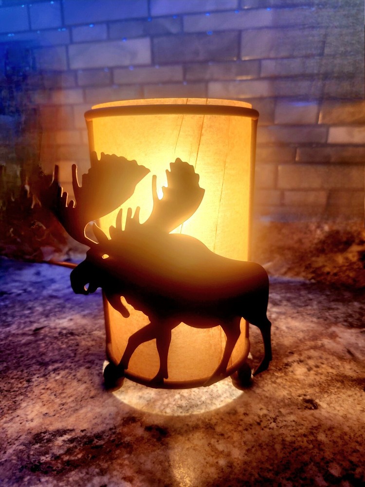 Rustic MOOSE Electric Lighted Table Lamp. 7