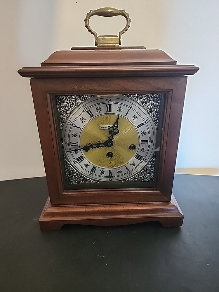 HOWARD MILLER Clock 612-494 (271-51-7070)