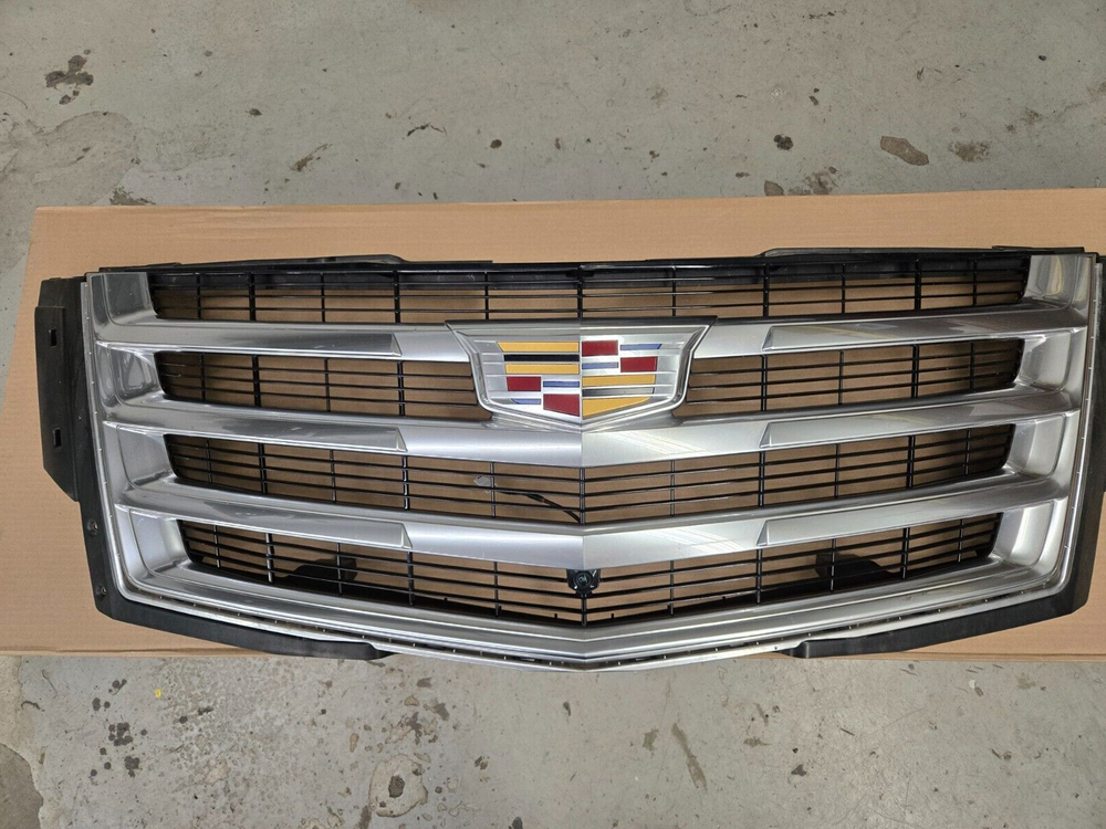 2015-2020 Cadillac Escalade OEM Radiator Grille Assembly Part 23405570 for Optimal Fit and Performance
