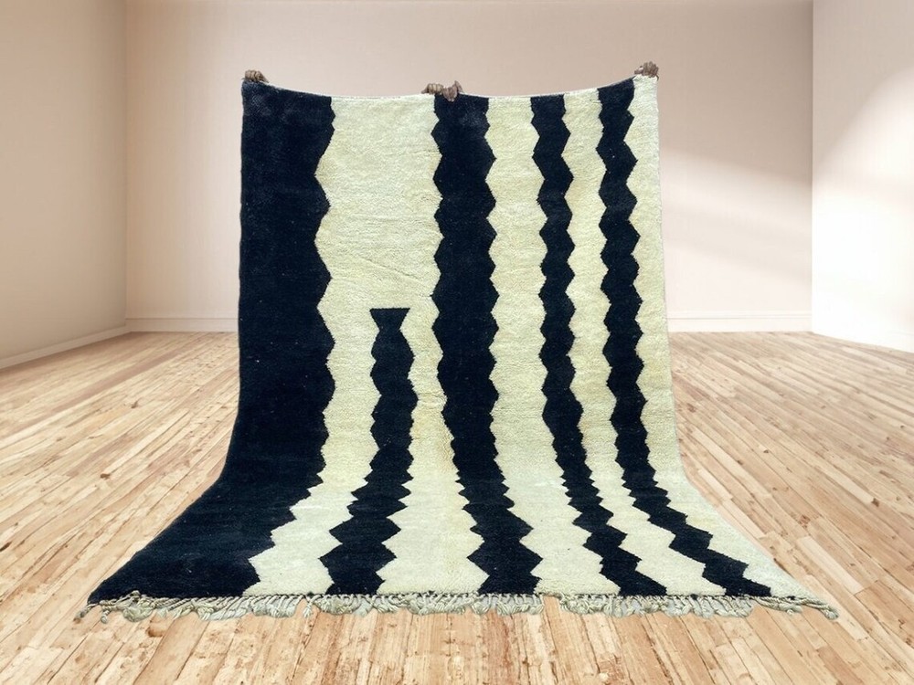 White And Black Mrirt Rug, Authentic Berber Carpet,Abstract Moroccan rug