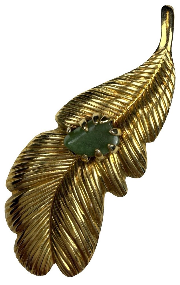 Vintage Gold Tone Leaf Brooch Green Jade Aventurine Stone Mid Century Pin