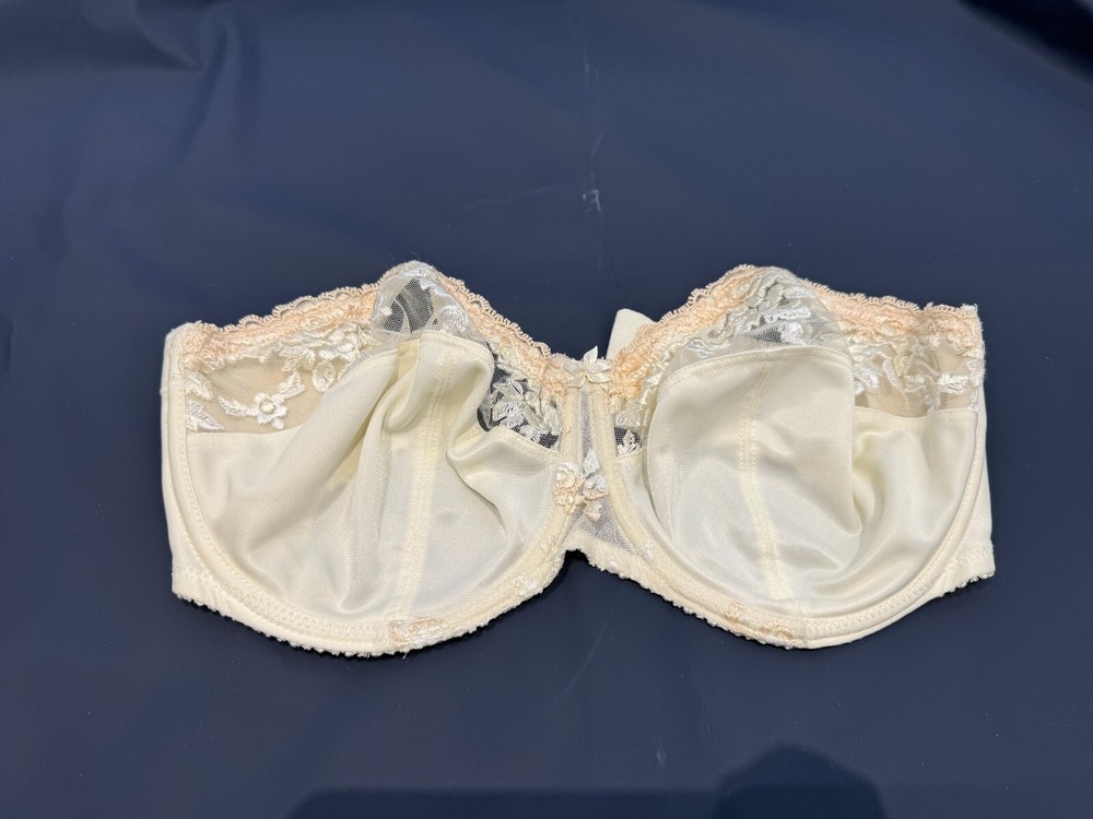 Vintage Fantasie Bra Underwired Nonpadded Lace Strapless Bra Size Medium White