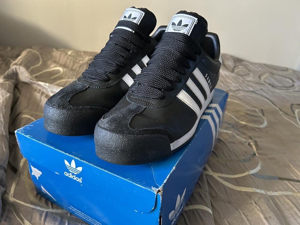 Adidas Samoa Black White Stripes Suede Toe 019351 Men’s Size 11.5 Lightly used