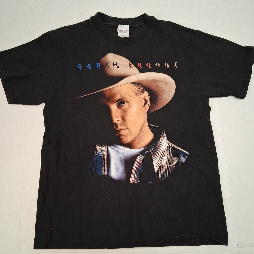 Vintage 90's Garth Brooks Fresh Horses Tour T-Shirt Size LG Country Music Hanes
