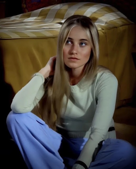Maureen McCormick  8x10 Glossy Rare  Celebrity Print  94862