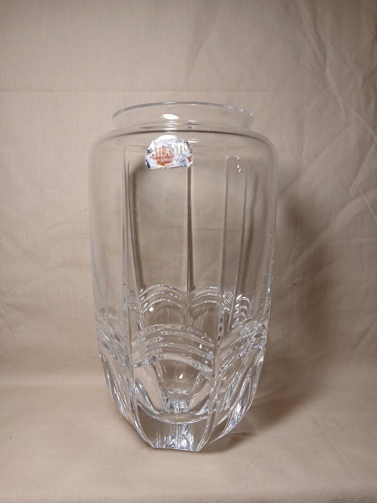 Vintage Atlantis Studios Crystal Vase 8