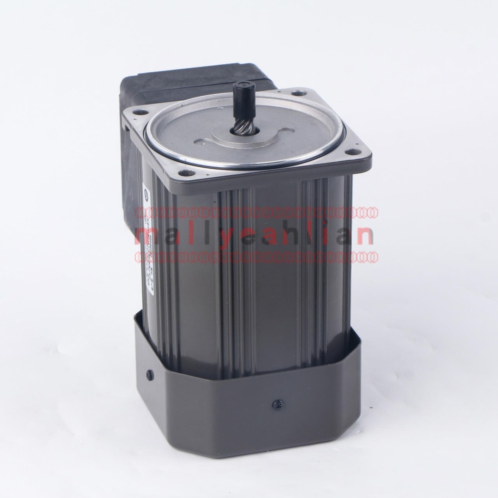 one NEW PANASONIC SERVO MOTOR M9MZ90GK4YGA