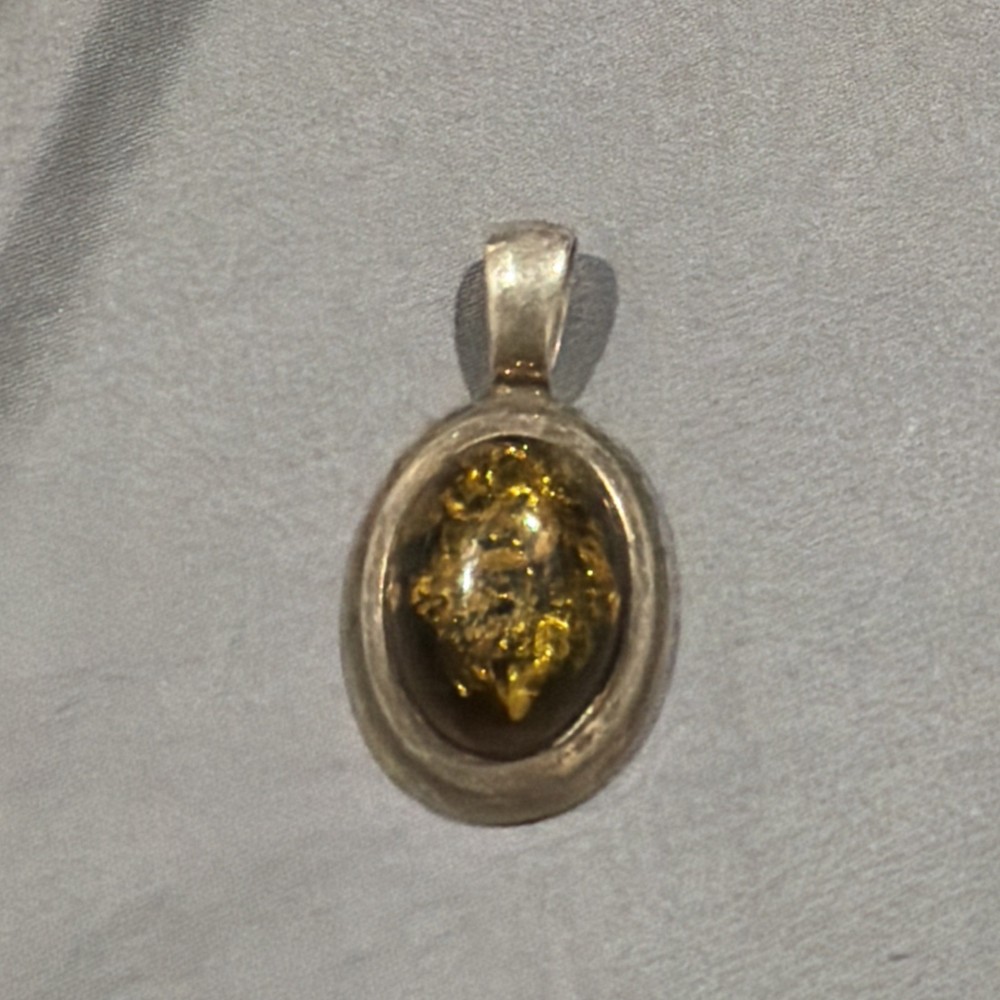 Vintage 925 Sterling Silver Baltic Amber Pendant