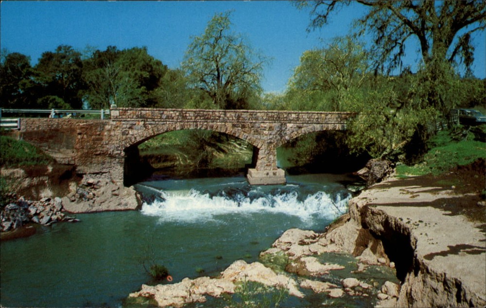 St Helena California Napa River stone bridge scenic vintage postcard