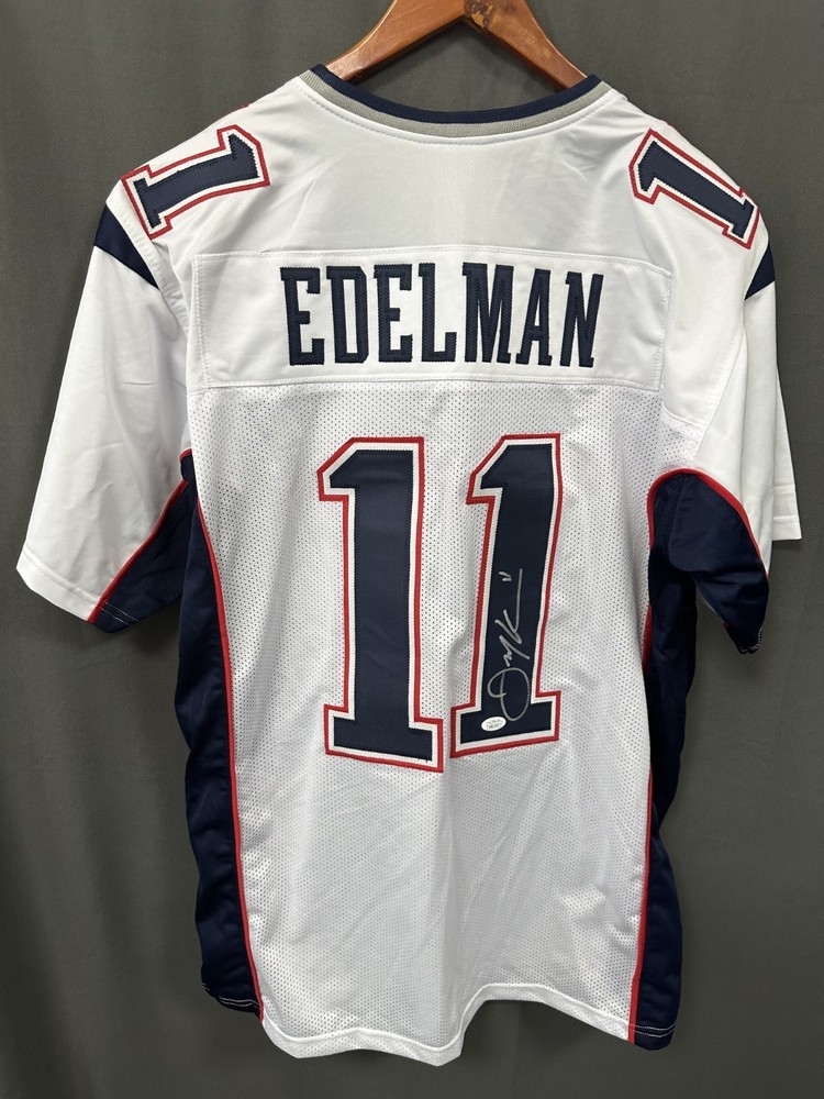 Julian Edelman Signed New England Patriots Football Jersey AUTO JSA Sz XLPROBSTEIN is actively accepting consignments !!