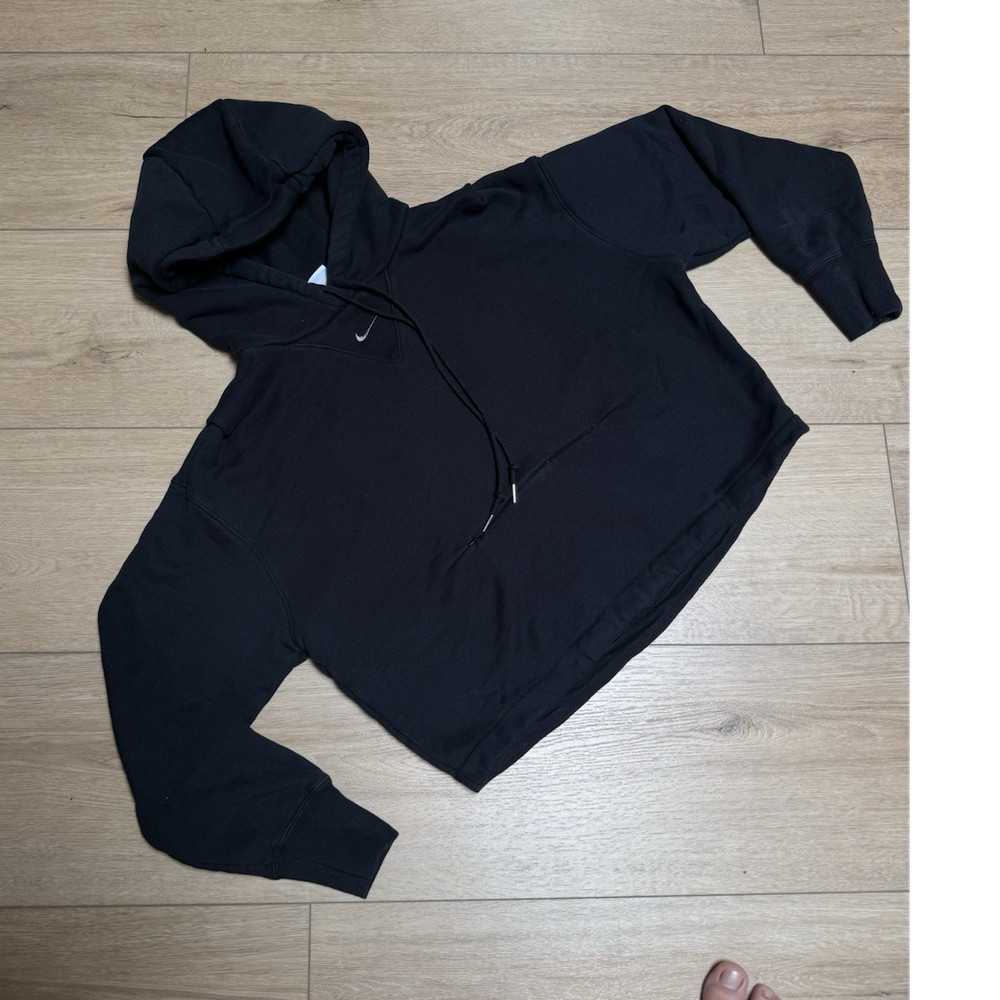 Nike Black Pullover Hoodie Women’s Size S Fleece Cotton Blend Drawstring Logo