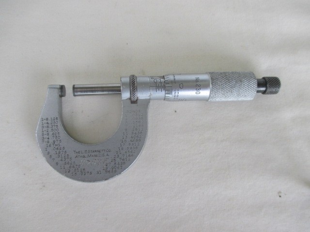 Vintage L.S. Starrett No. 230 Outside Micrometer USA-Very Nice Condition