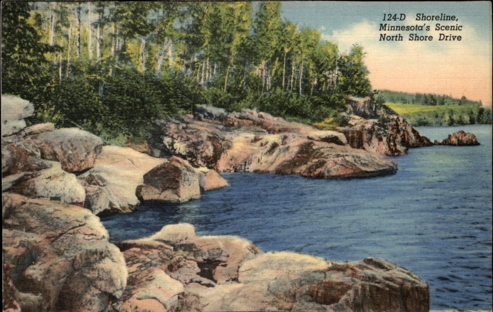 Cook Co Minnesota North Shore Drive Lake Superior unused vintage linen postcard