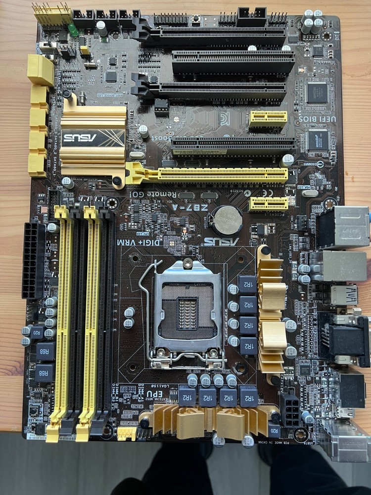 ASUS Z87-A, LGA 1150, Intel Motherboard (FOR PARTS!)