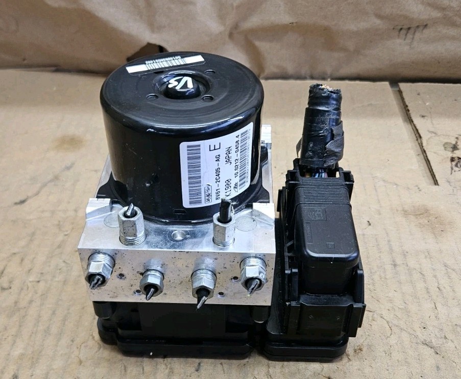 2010 Mazda 3 ABS Anti-lock Brake Pump Module U839a10m69 OEM