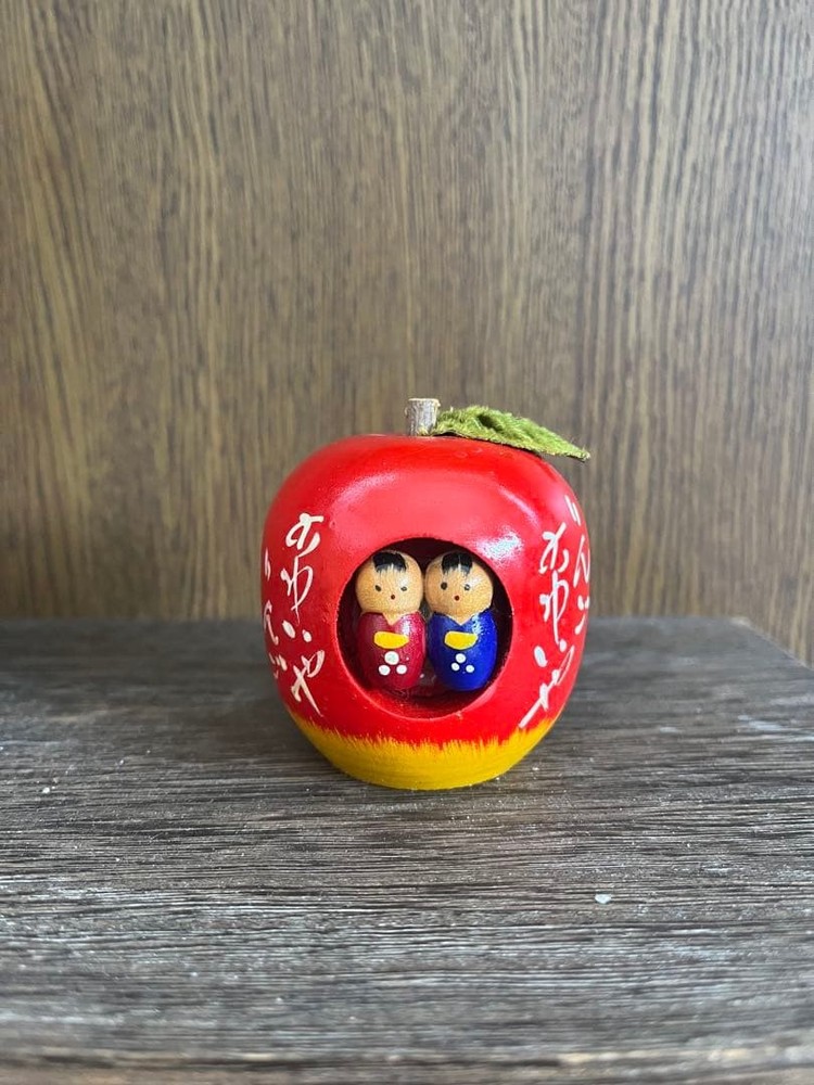 Apple Kokeshi Doll Handcrafted Aomori Tsugaru Figurine New Collectible
