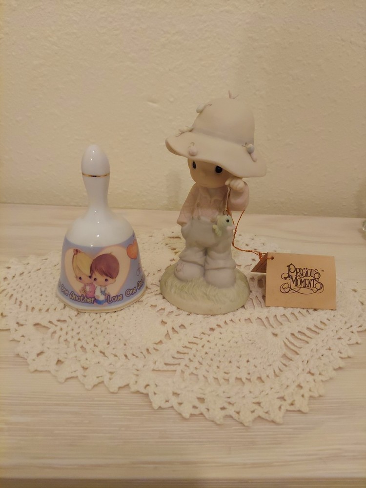 Set Of 2 - Vintage Precious Moments Figurines - Expressions Of Love