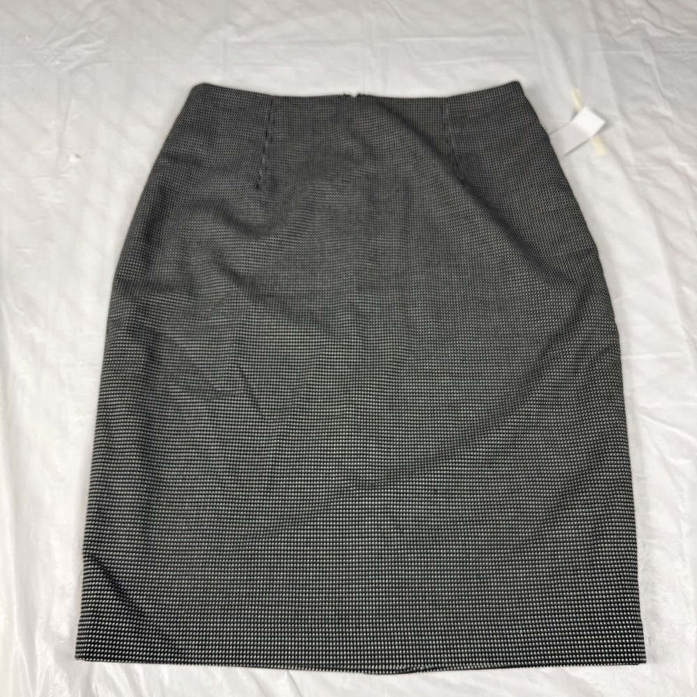 Liz Claiborne Skirt  Knee Length Womens Size 10 Vintage NWT