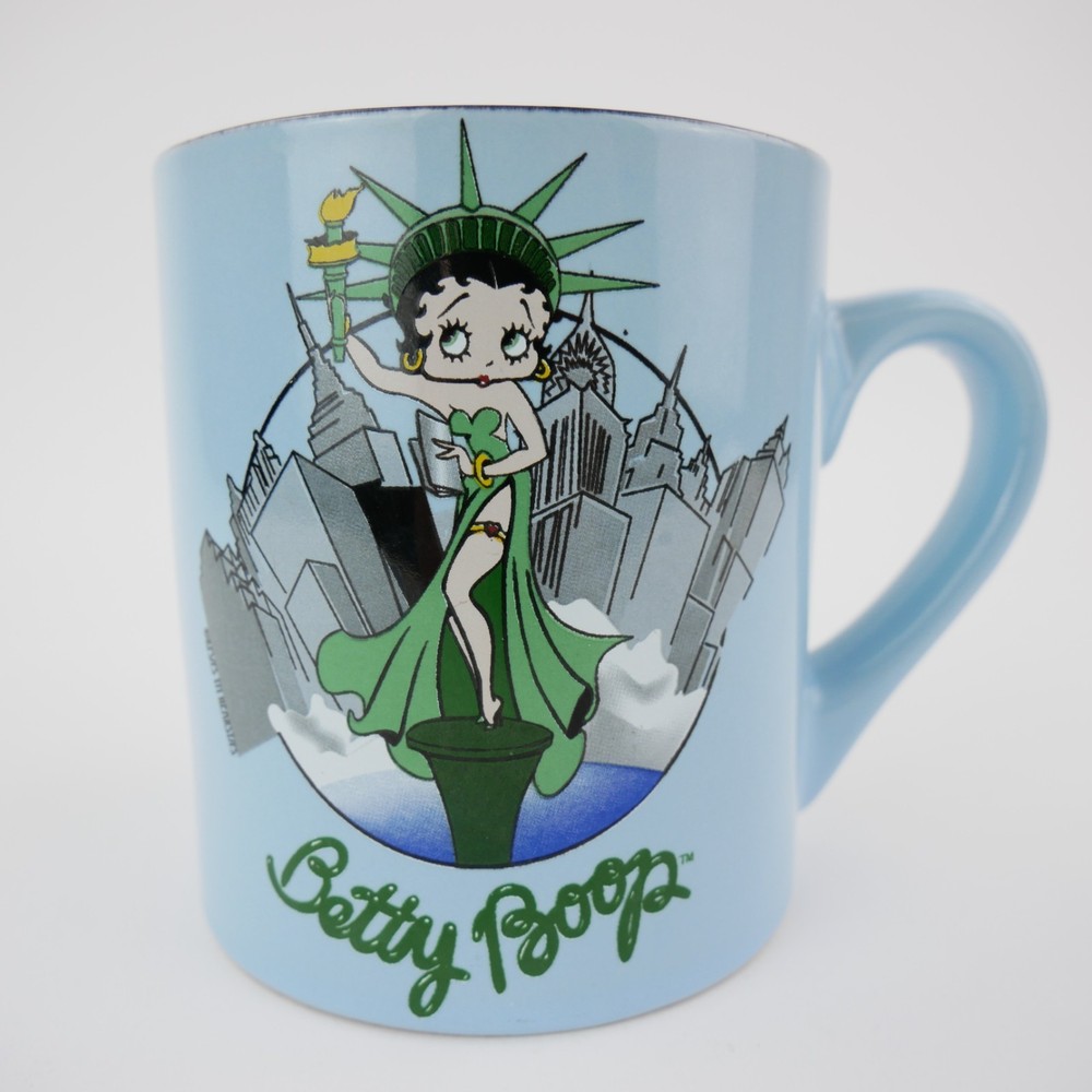 Vintage Betty Boop Mug Statue of Liberty New York City NYC Silver Buffalo 2010