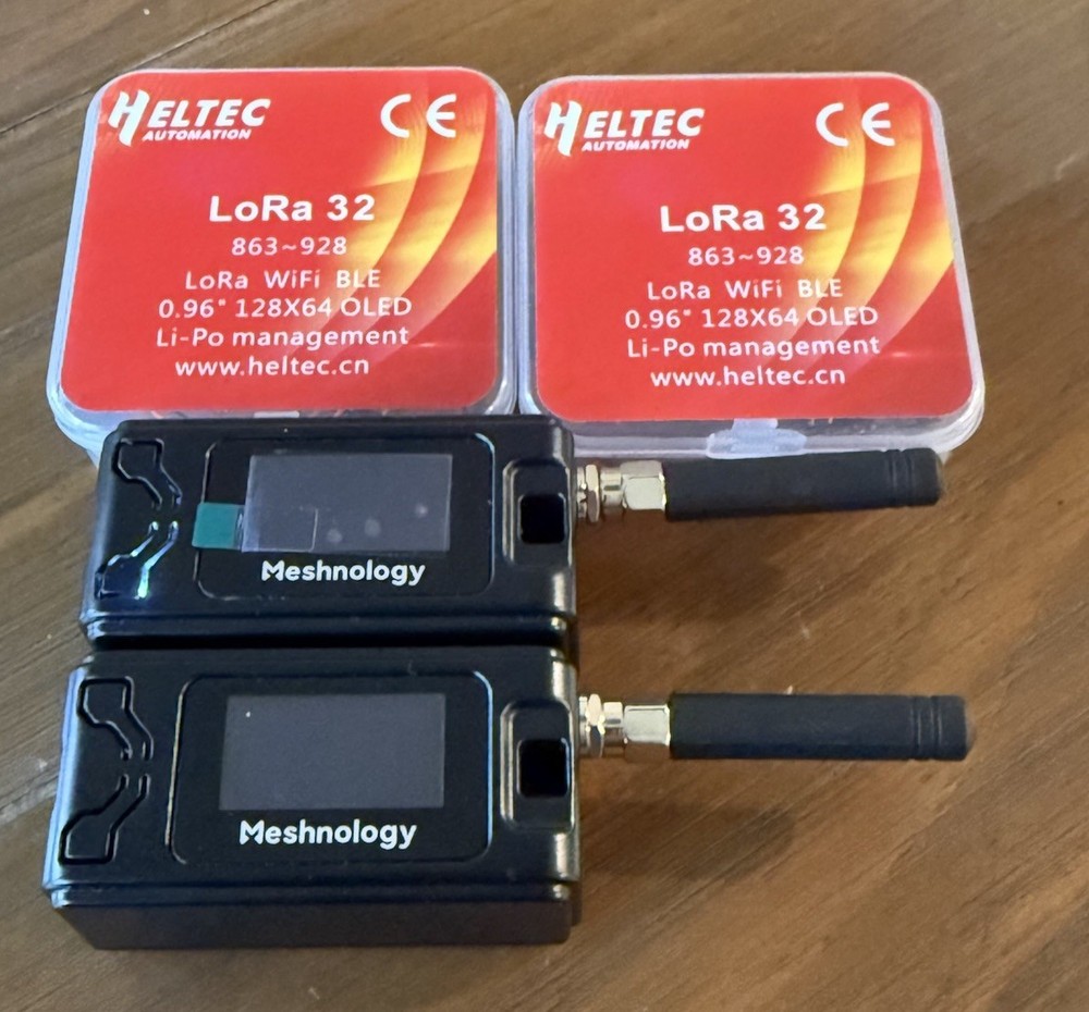 Heltec V3 Meshtastic LoRa 915MHz ESP32-S3 Radio with Antenna, Battery & More
