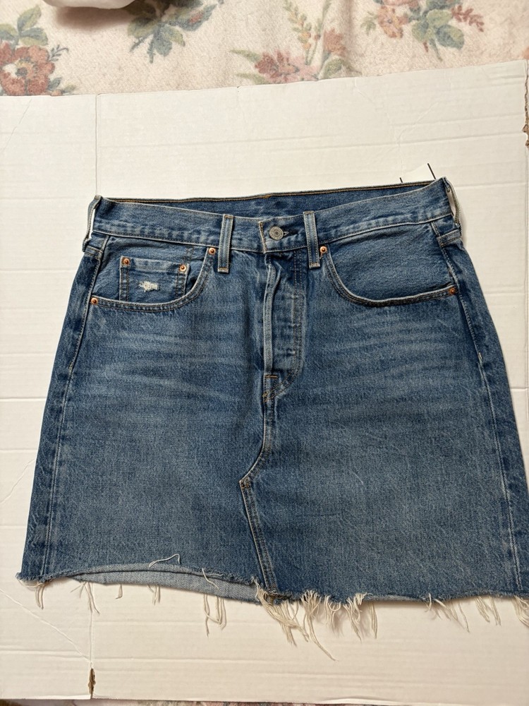 Levi's High Rise Deconstructed Denim Mini Skirt S58022 Medium Wash Size 30