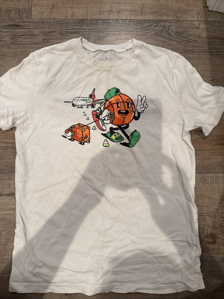 Under Armour Boys Basketball Graphic  Shirt  Size Large