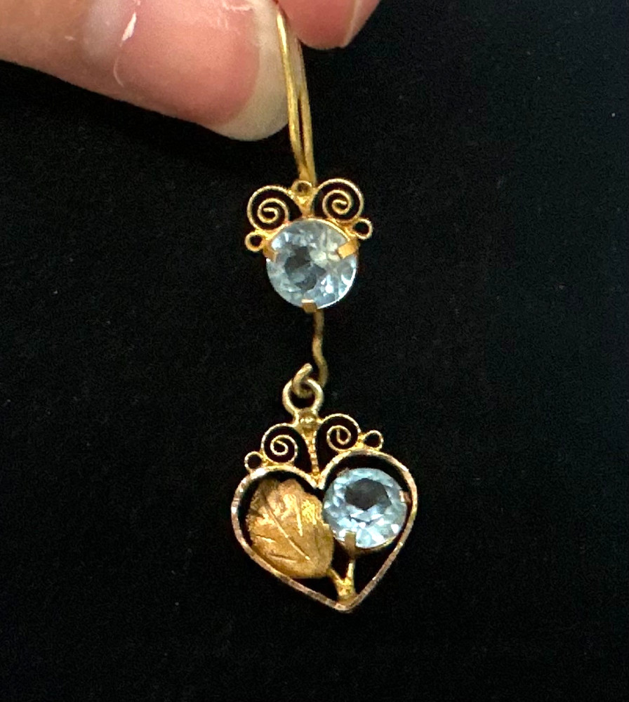 10K YELLOW GOLD Vtg SINGLE Dangle Earring 1.80 Grams Jewelry Lot D