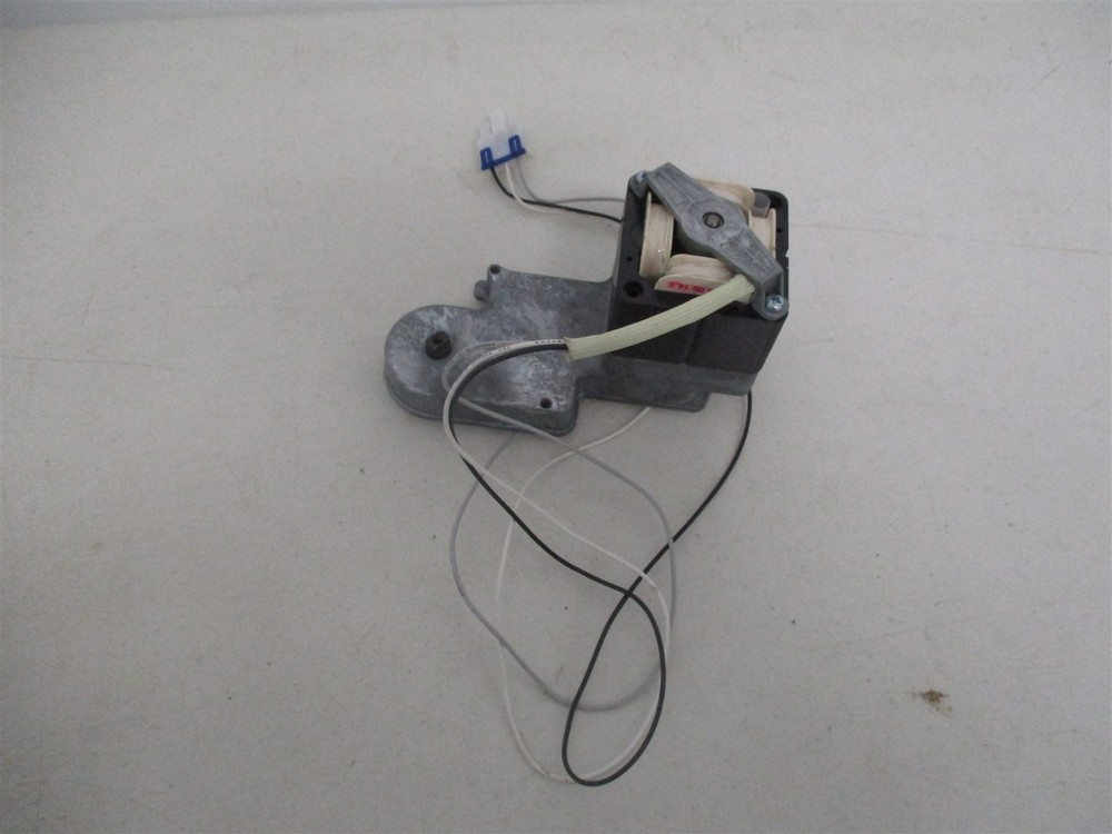 Lg Refrigerator Auger Motor Part # Eau61083514 Eau61083522