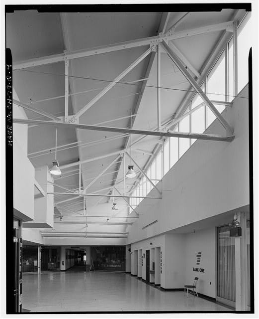 4. INTERIOR WEST VIEW (1992). - Wright-Patterson Air Force Base, Area B,