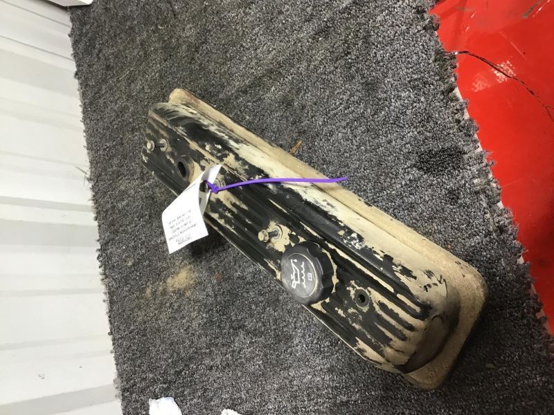 TCHE15OLD 1998 Valve Cover 612064