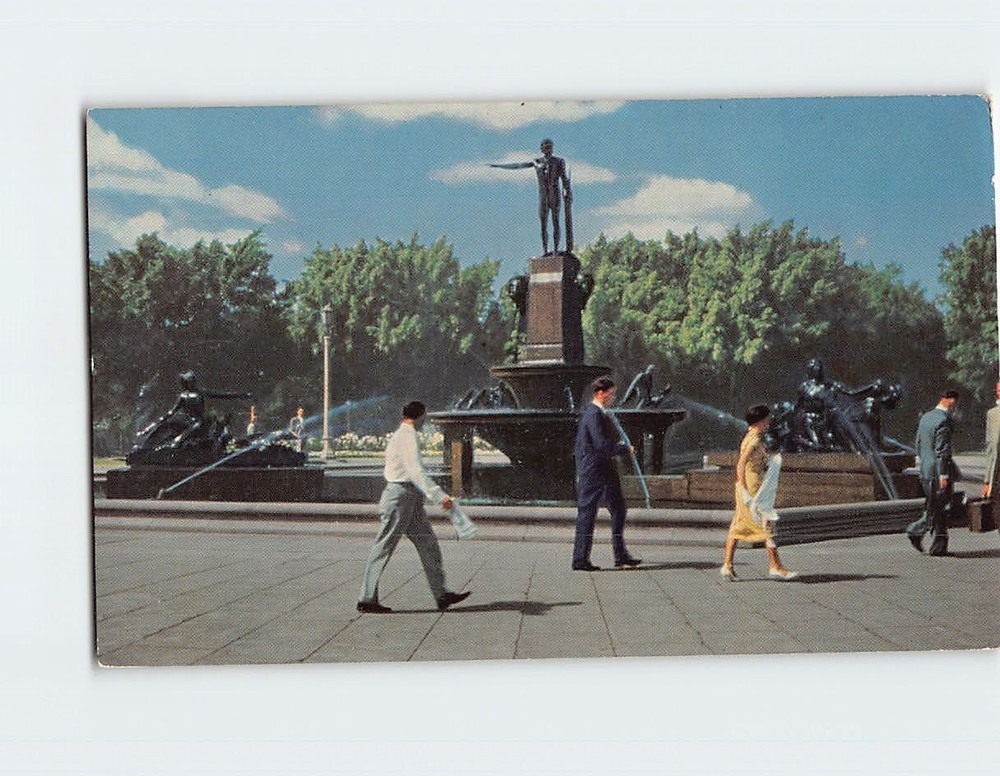 Postcard The Archibald Fountain in Hyde Park, Sydney, Australia