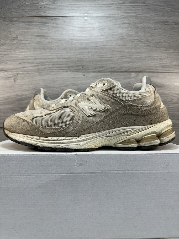New Balance 2002R Calm Taupe - Size 11