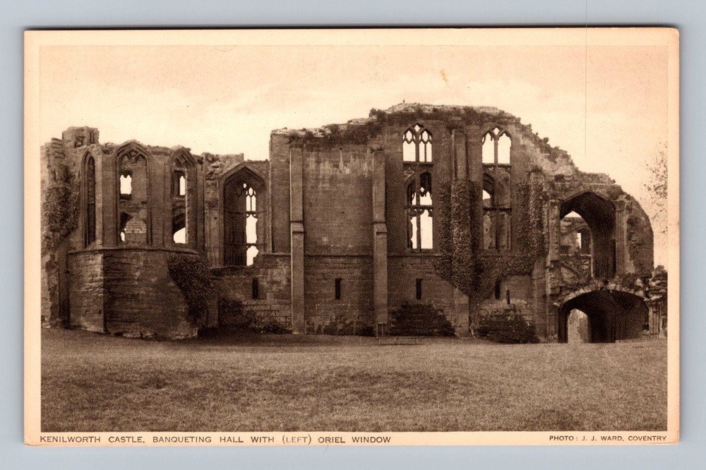 United Kingdom- Kenilworth Castle Banquet Hall Oriel Window Old Vintage Postcard