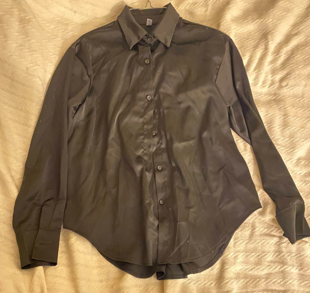 Women’s Black Satin Button Down Blouse Long Sleeve Collared Shirt Size M