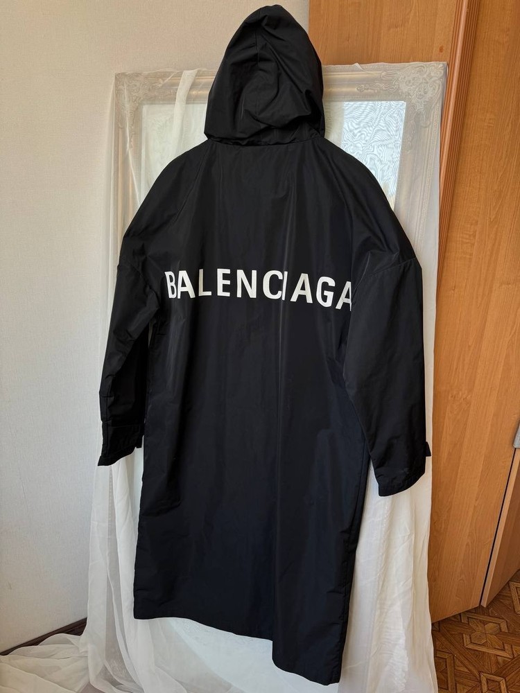 Balenciaga logo-print raincoat men casual travel street style