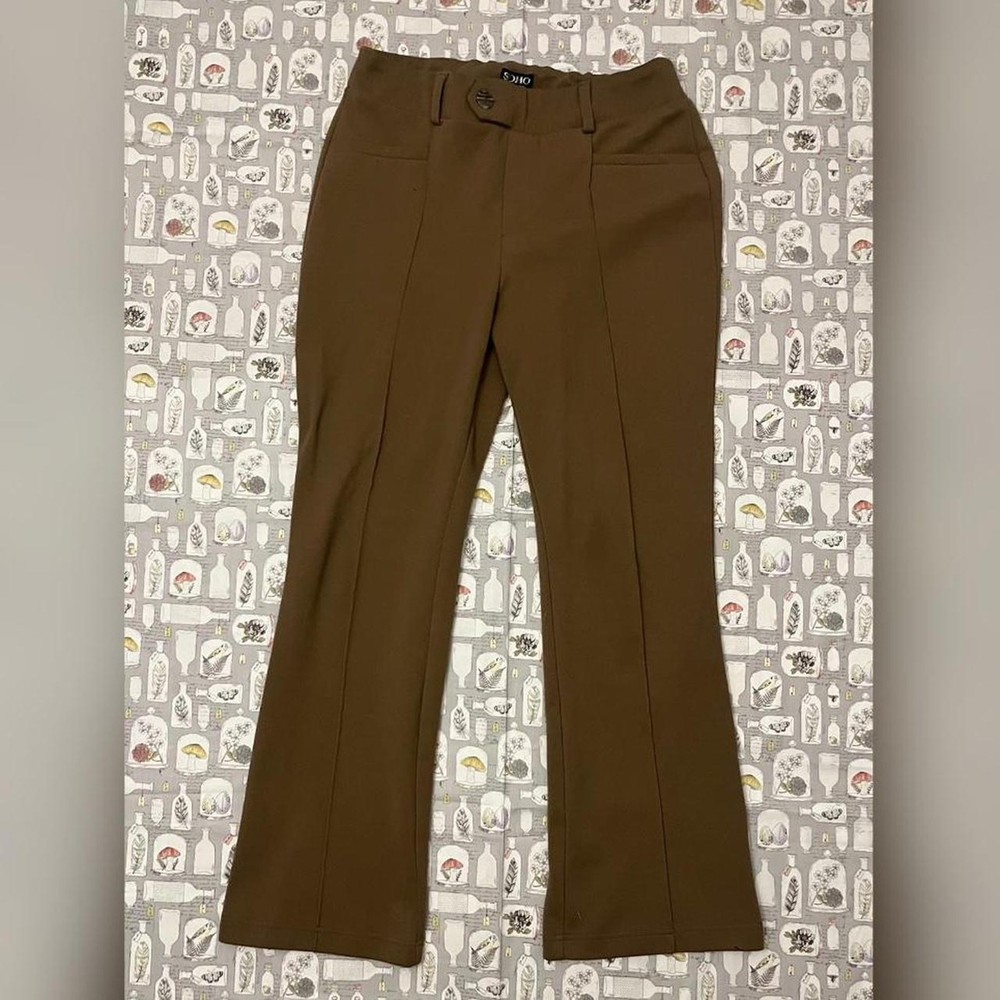 Slim flare business casual pants for a polished office look  