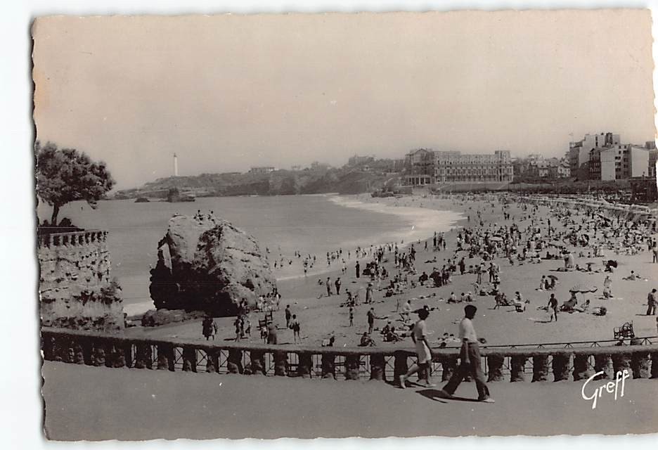 Postcard La grande plage Biarritz France