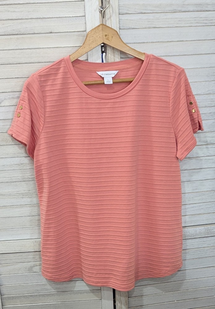 Liz Claiborne Sz L Coral Textured Top Golden Button Details on Short Sleeves