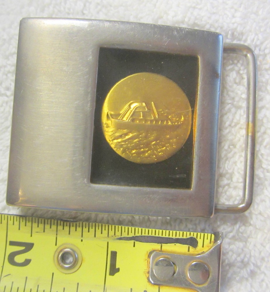 1 Fishing Boat,ship on open seas ocean U.S. Navy Vintage lee N.Y belt buckle