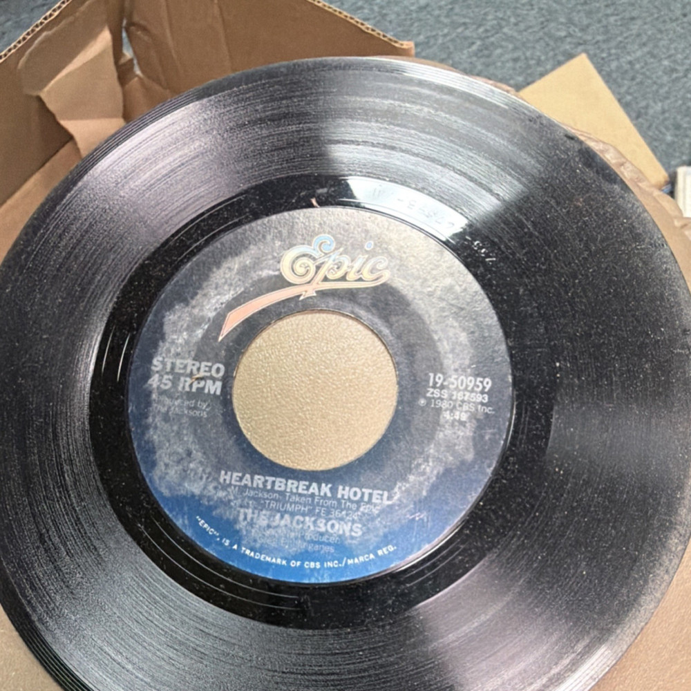 The Jacksons Heartbreak Hotel 1980 Epic 19-50959 7