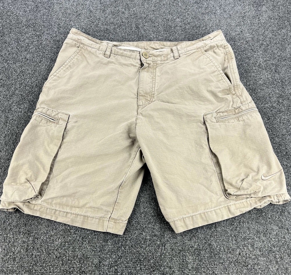 Nike Cargo Shorts Men 34 Khaki Beige Ripstop Swoosh Casual Hiking Outdoors Wear