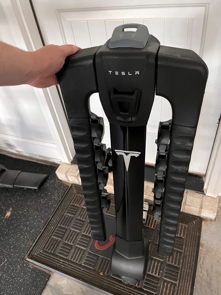 Tesla Hitch Bike Rack (Tesla-branded Yakima FullTilt) - Holds 4 bikes - EUC