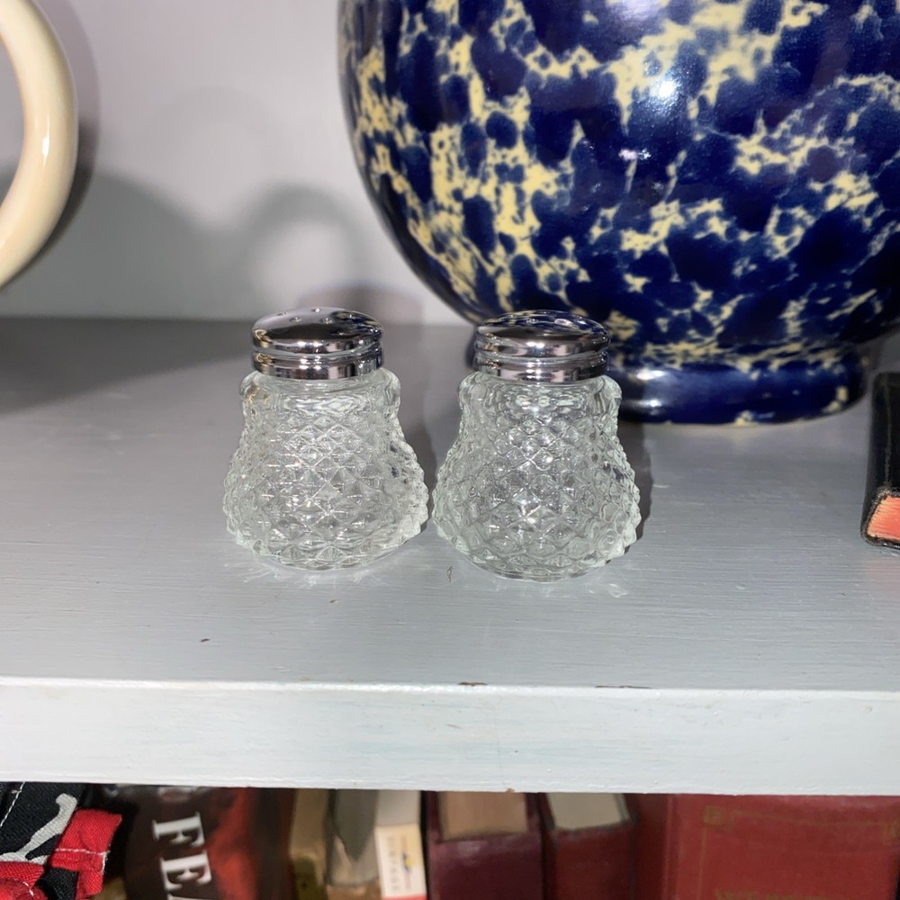 Vintage Mini Individual Pressed Glass Diamond Cut Crystal Salt & Pepper Shakers