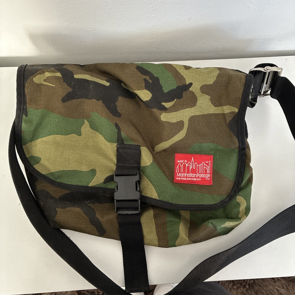 manhattan portage messenger bag In Camouflage Cordura Fabric