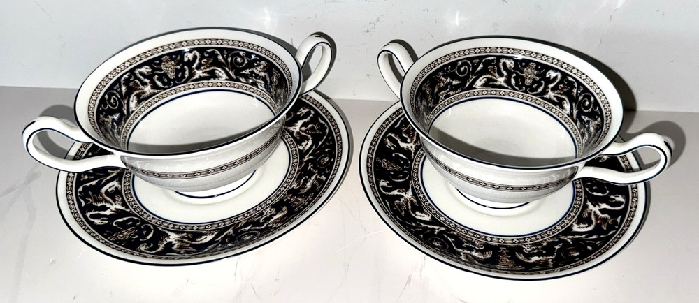 Set 2 Wedgwood Florentine Bone China Cream Soup Bowl & Saucer Griffin Bands Blue