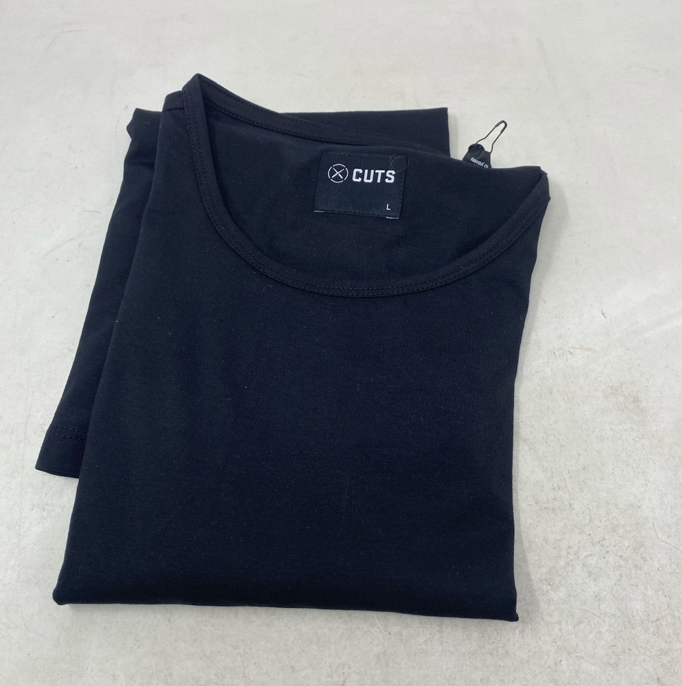 Cuts AO Curve-Hem PYCA Pro Crewneck T-Shirt, Black, Men’s L