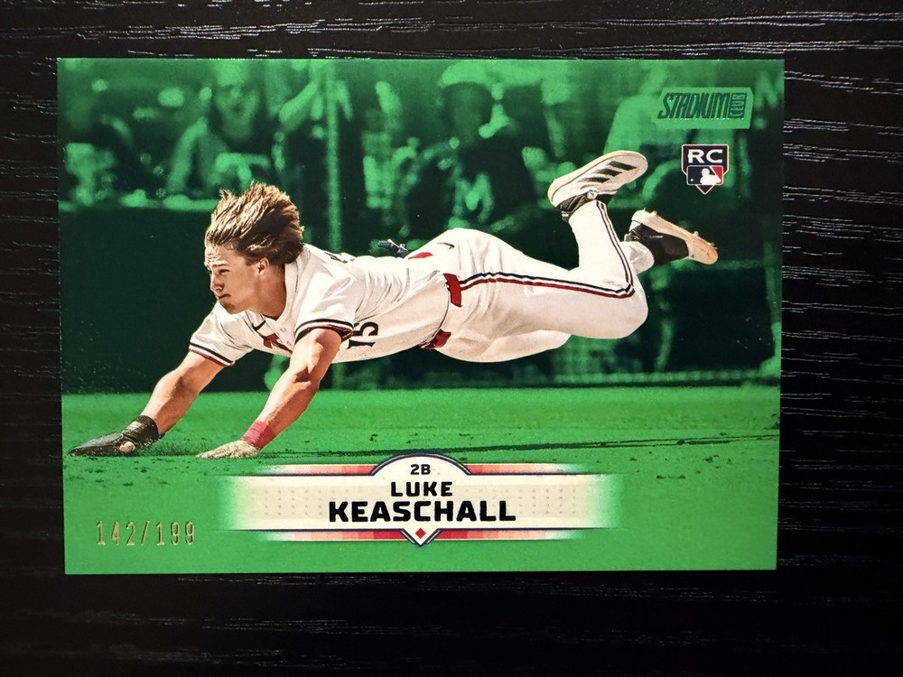 2025 Topps Stadium Club - Luke Keaschall #57 Green Foil /199 (RC)